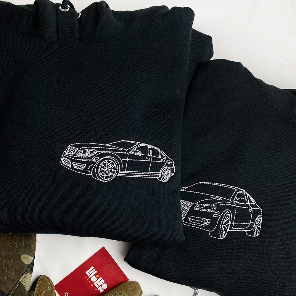 Small Outline Car Sweater with Hood